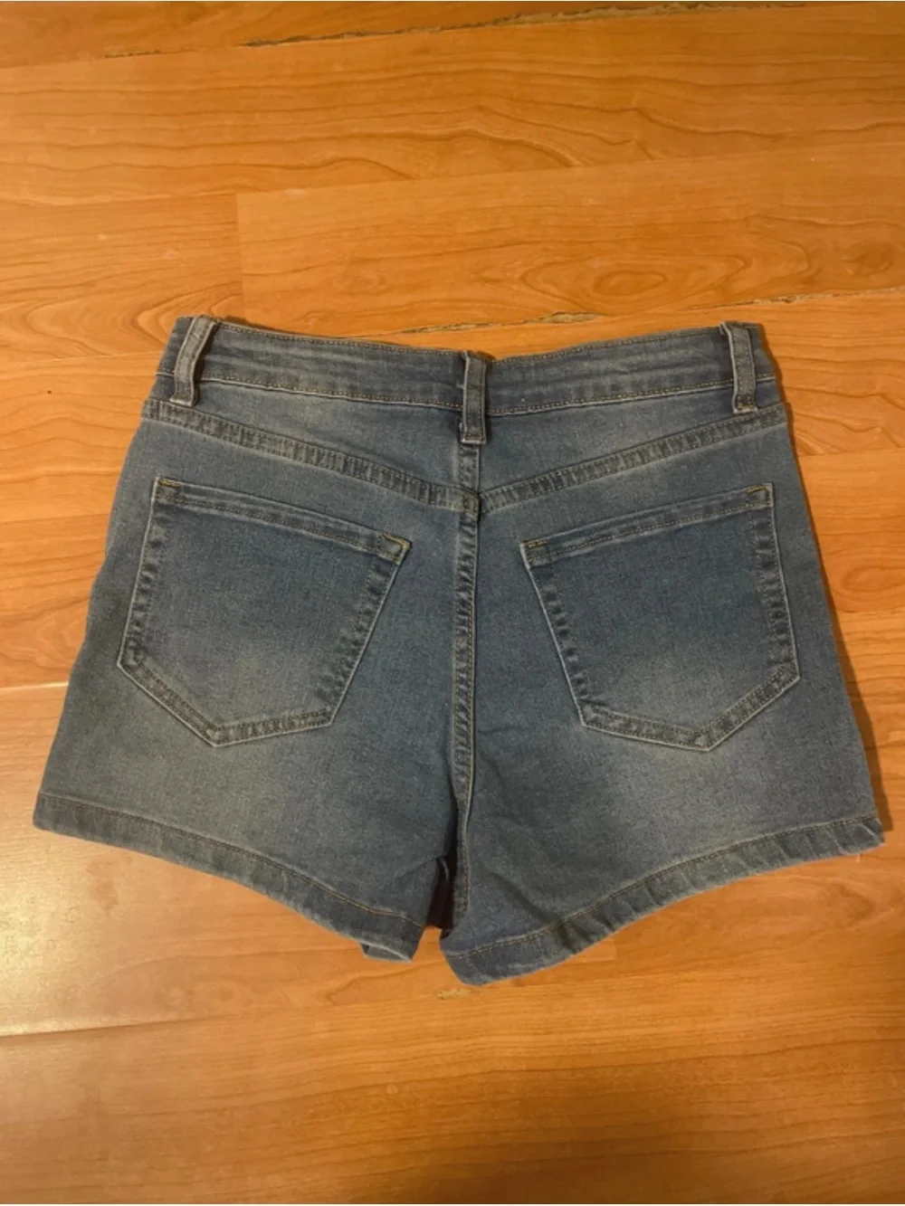 Women's high waisted Denim Shorts in Blue